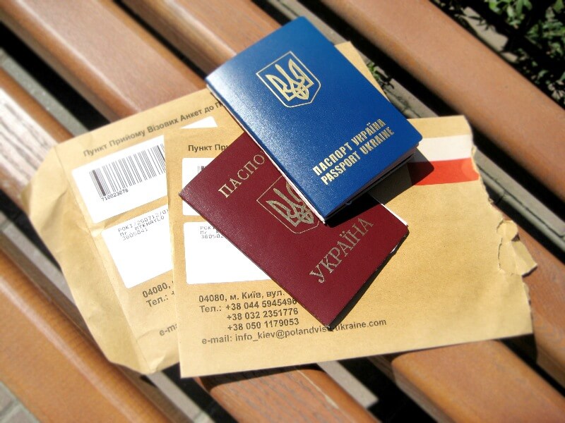 закордонний паспорт терміново