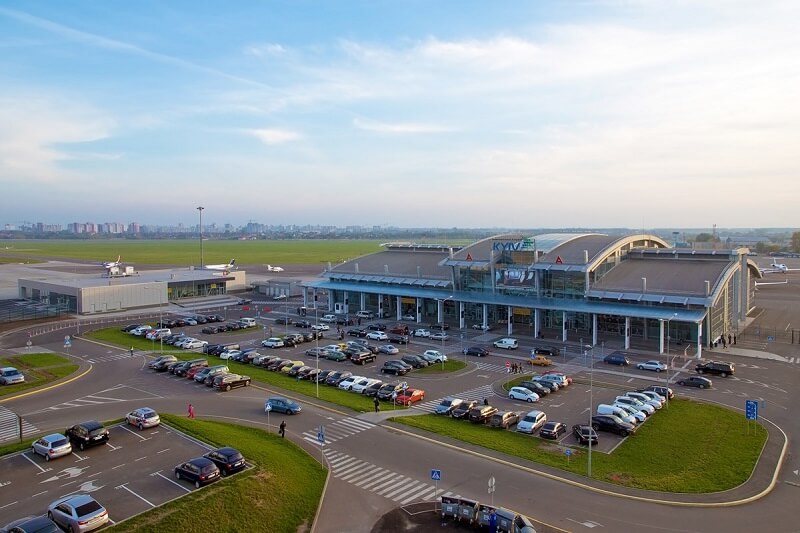 аеропорт Жуляни, Київ