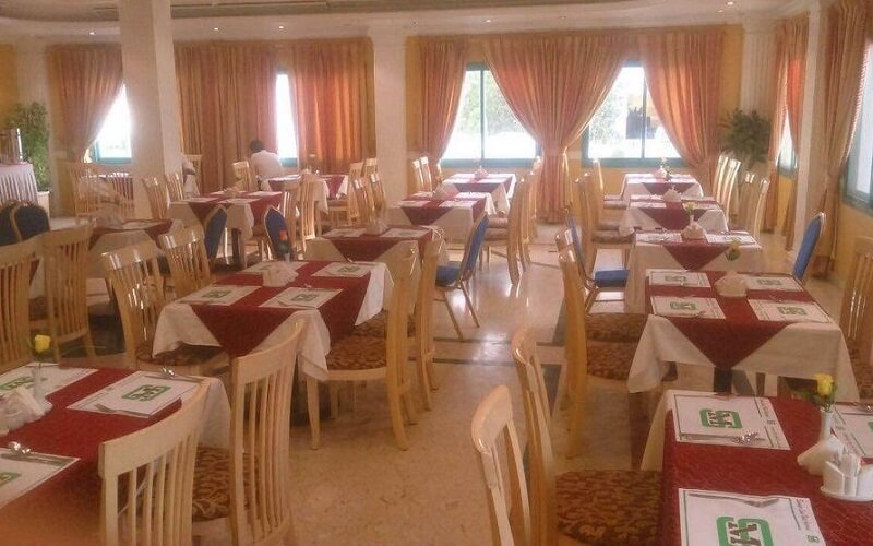 ресторан в отеле Summerland Motel 3*, Шарджа, ОАЭ