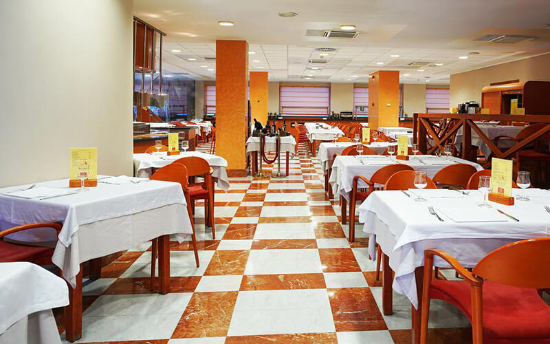 Ресторан в Zenit Diplomatic 4*, Андорра Ла Велья, Андорра