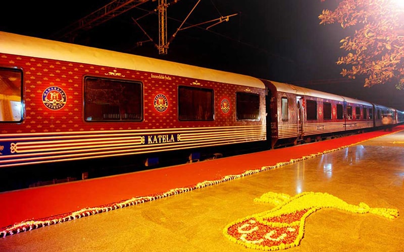 Поезд Maharajas Express