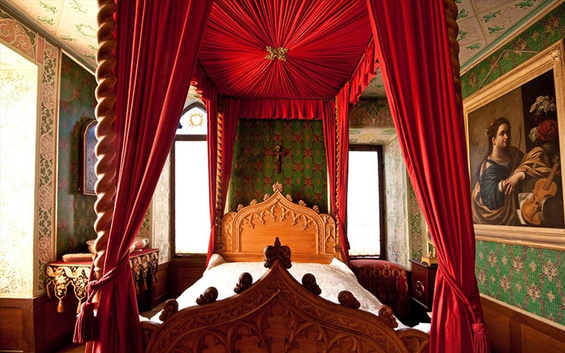 крепость Лихтенштайн или замок спящей красавицы