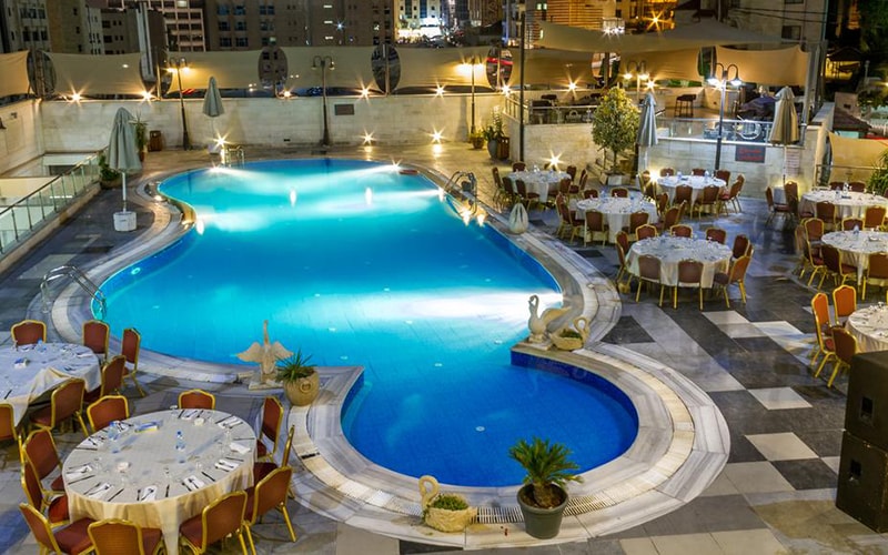 Бассейн в Days Inn Hotel & Suites 4*, Амман, Иордания
