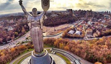 Киев приглашает посетить смотровую площадку почти на 100-метровой высоте